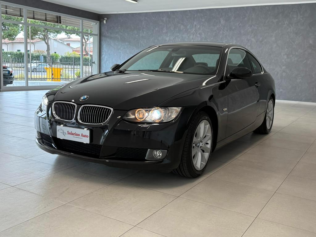 BMW 330 i cat Coupé Futura-UnicoProprietario-Uff Italia