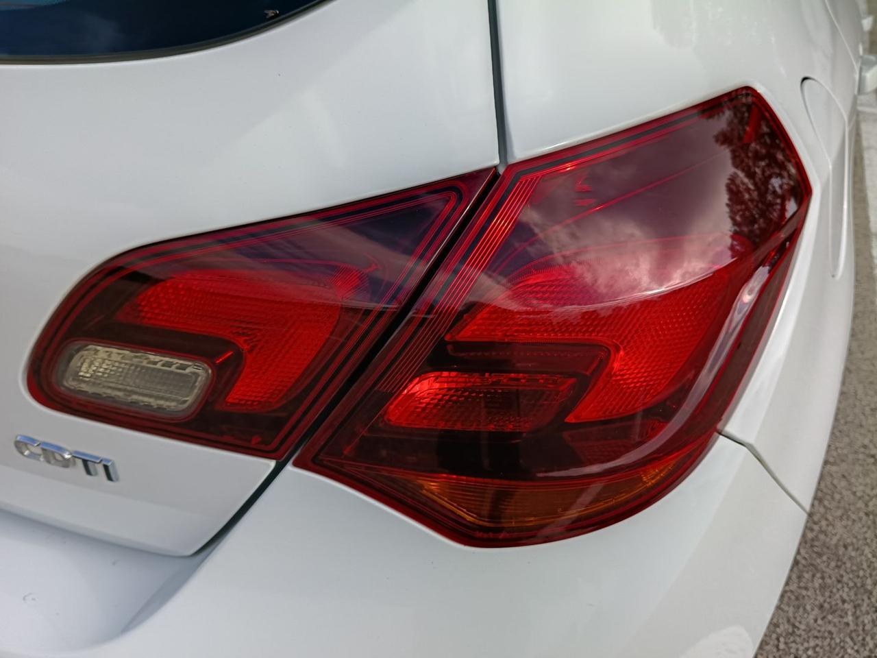 Opel Astra Cosmo 1.6 CDTI #50878