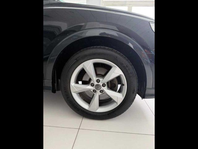 AUDI Q3 2ª serie - SPB 45 TFSI S tronic quattro edition