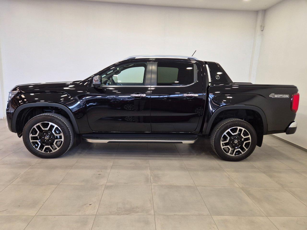 Volkswagen Amarok 3.0 tdi V6 Aventura 4motion auto N1 - NUOVO!!! - cam 360 - eRollo