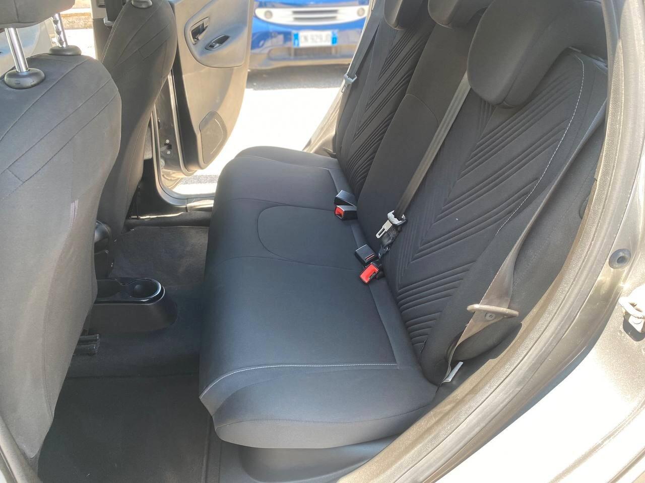 Lancia Ypsilon 1.0 FireFly 5 porte S&S Hybrid Ecochic Gold
