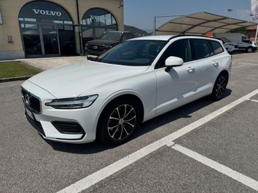 Volvo V60 B4 (Diesel/Hybrid) Automatico Momentum Bsn.