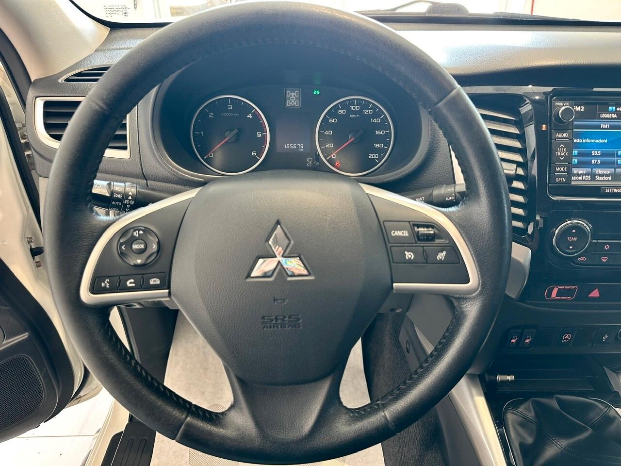 Mitsubishi L200 2.4 181 CV Intense Full 2016