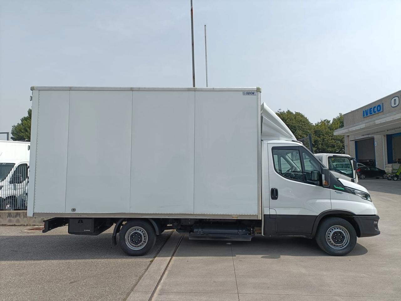 Iveco Daily 35S14N 3000 cc FURGONE BOX CNG METANO P 3750