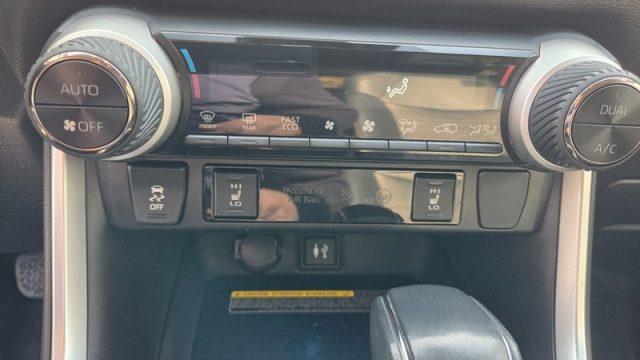 TOYOTA RAV 4 RAV4 2.5 HV (218CV) E-CVT 2WD Lounge PERMUTE