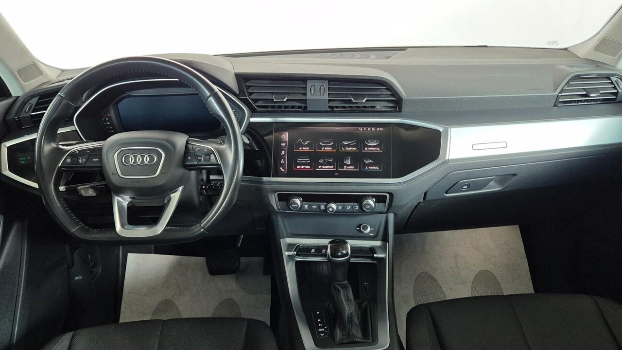 Audi Q3 40 TDI quattro S tronic Business Advanced