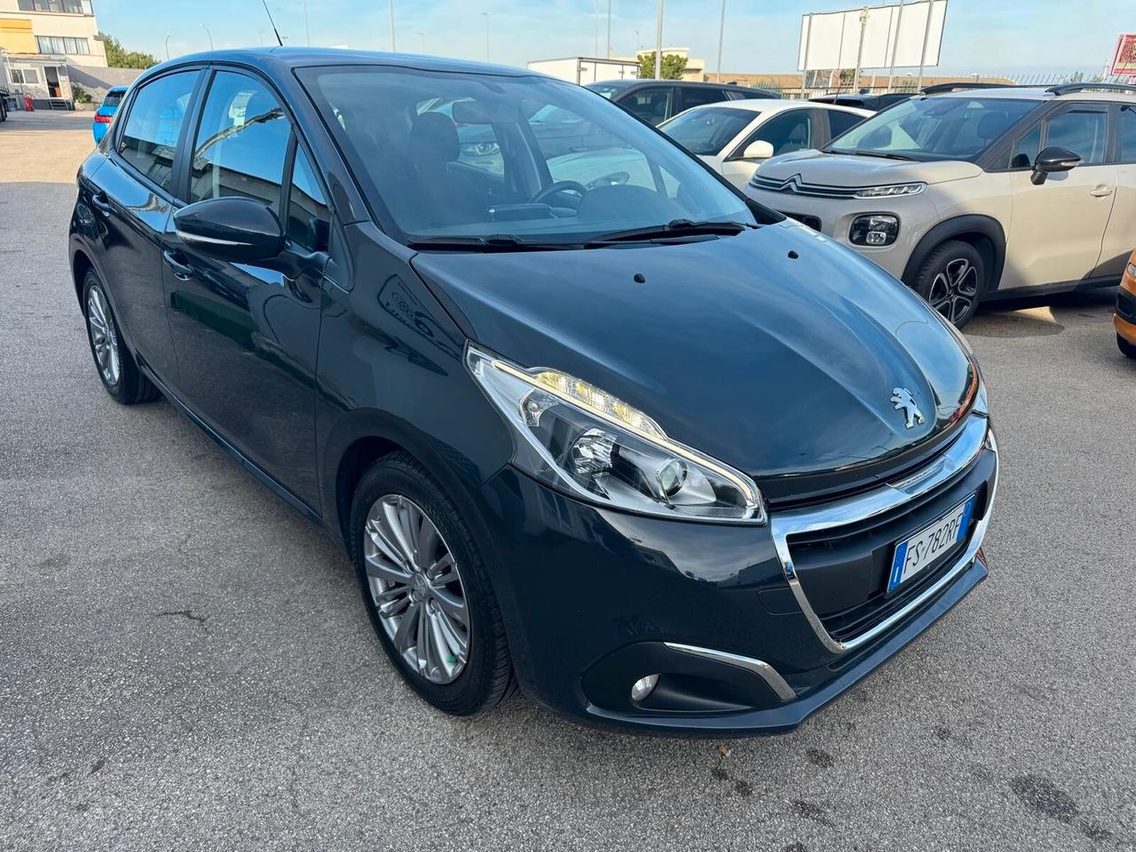 Peugeot 208 BlueHDi 100 S&S 5 porte Allure