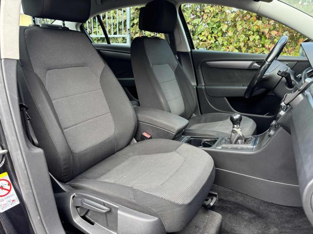VOLKSWAGEN Passat 1.6 TDI Comfortline BlueM. Tech. MOTORE NUOVO