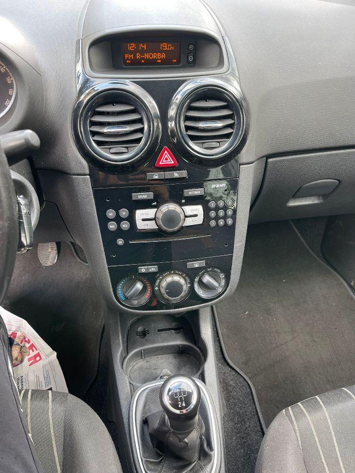 Opel Corsa 5 Porte Corsa 5p 1.2 Edition Gpl-tech 80cv LEGGI