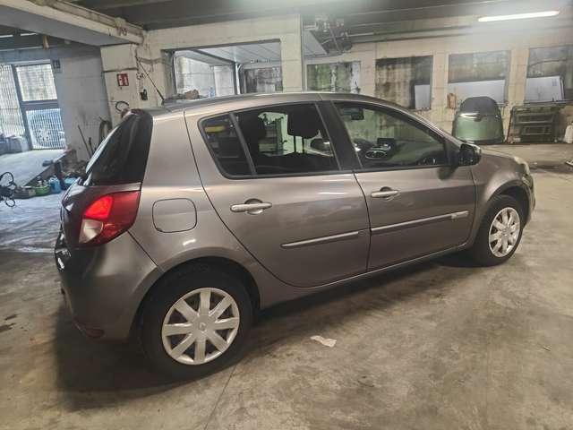 Renault Clio 5p 1.2 16v NEOPATENTATI