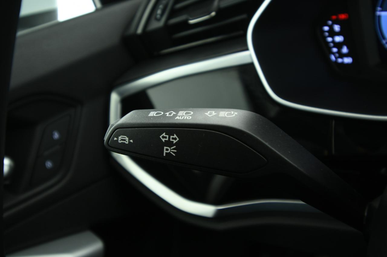 AUDI Q3 Sportback 35 2.0 tdi S line edition ACC+CAMERA+APP CONNECT