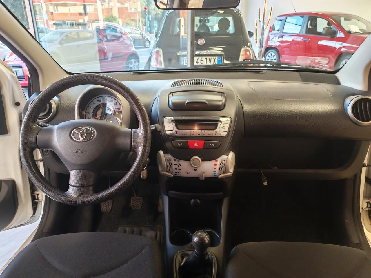 Toyota Aygo - FRIZIONE + TAGLIANDO NUOVI !!!