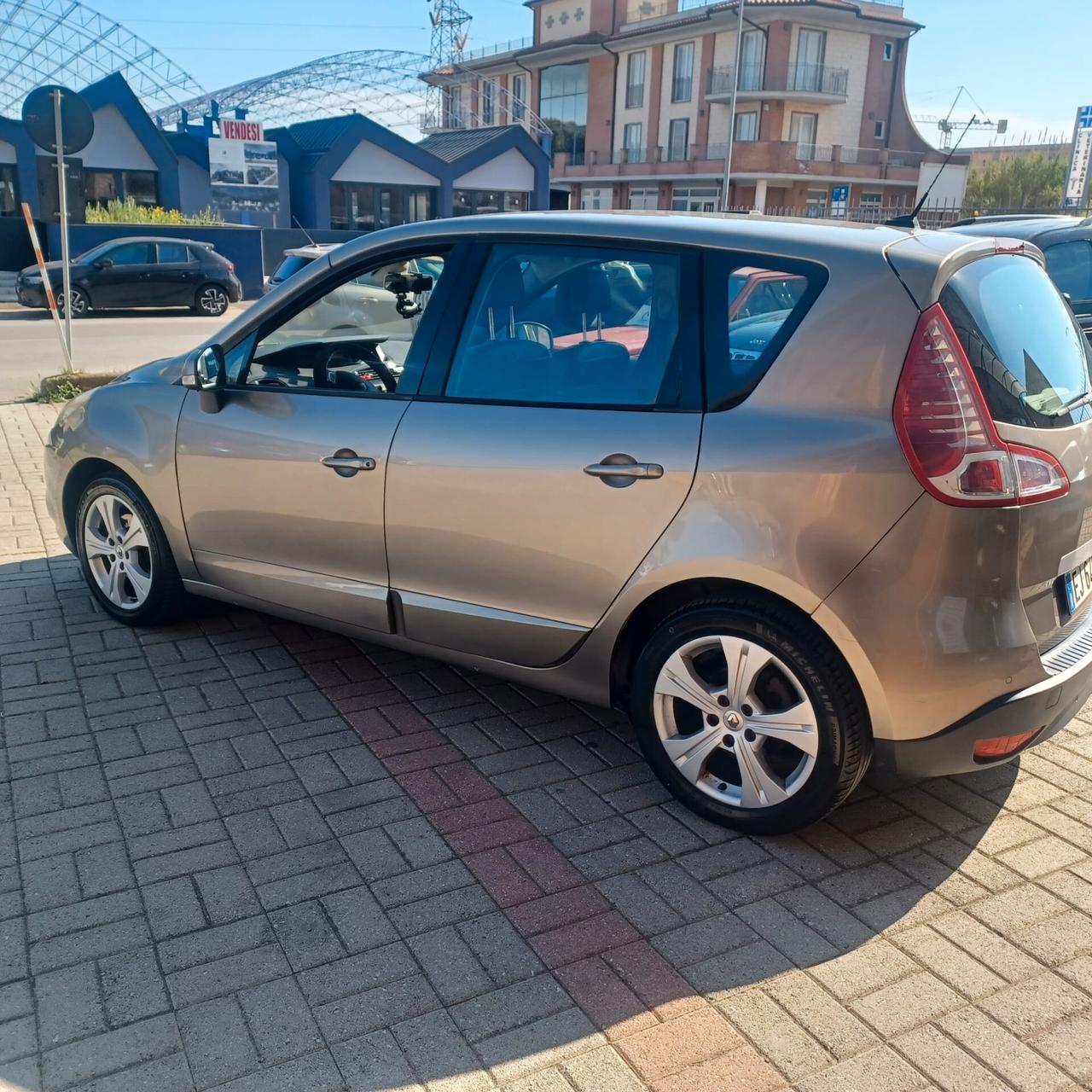 INFINITO RENAULT SCENIC 1.5 XMODE
