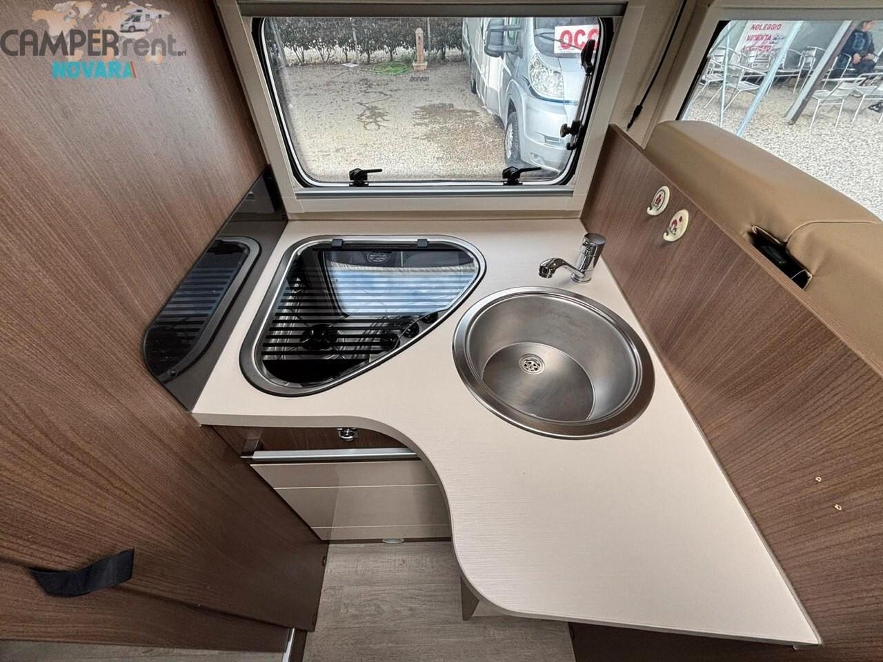 Chausson FLASH 628 EB - SEMINTEGRALE LETTO NAUTICO