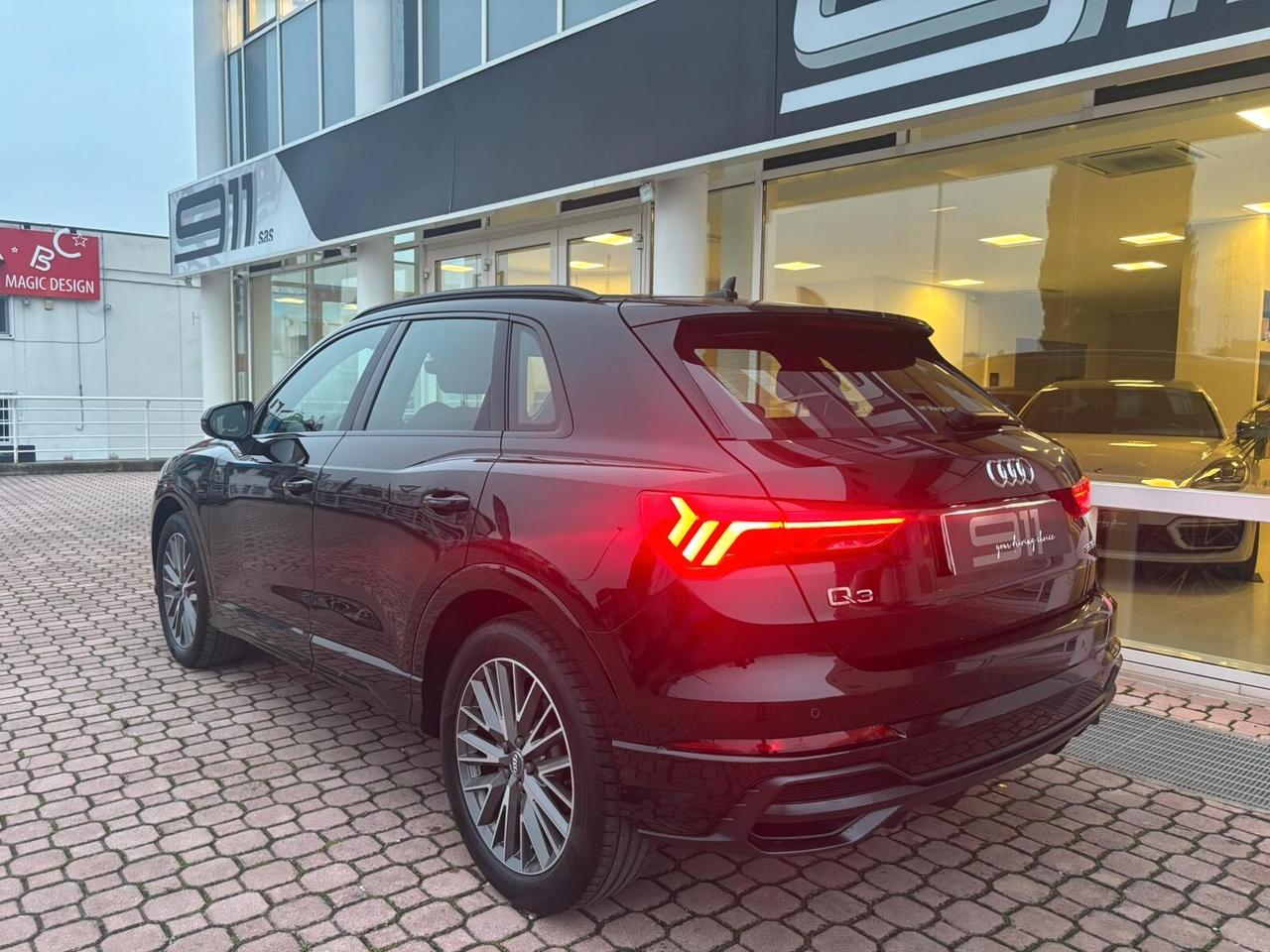 Audi Q3 35 TFSI S tronic Business