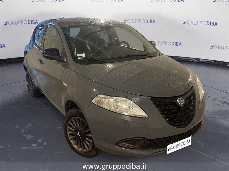 Lancia Ypsilon III 2011 Benzina 0.9 t.air Gold ecochic metano 80cv