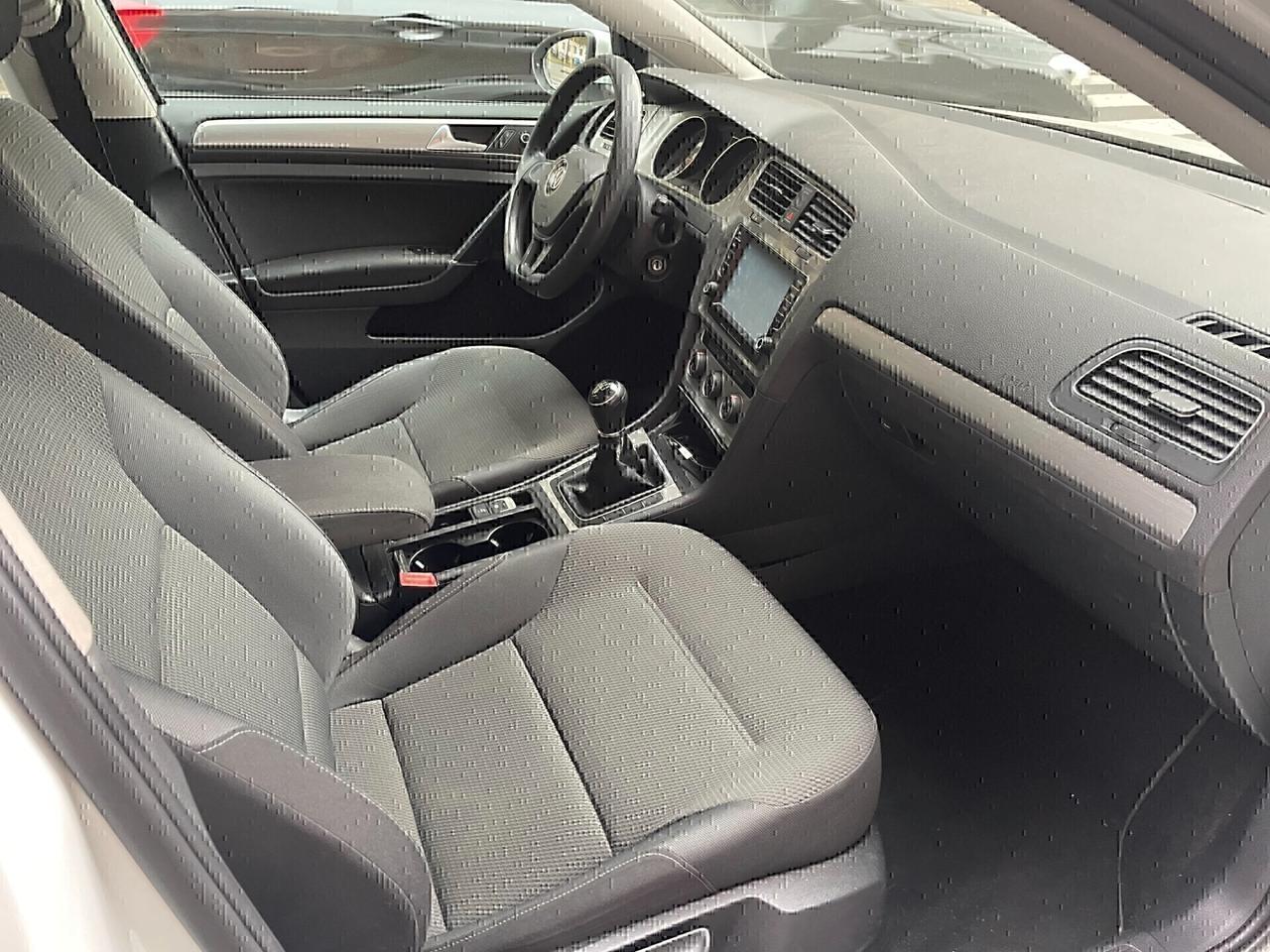 Volkswagen Golf Variant 1.6 TDI 105 CV Highline BlueMotion LIBRETTO TAGLIANDI VW