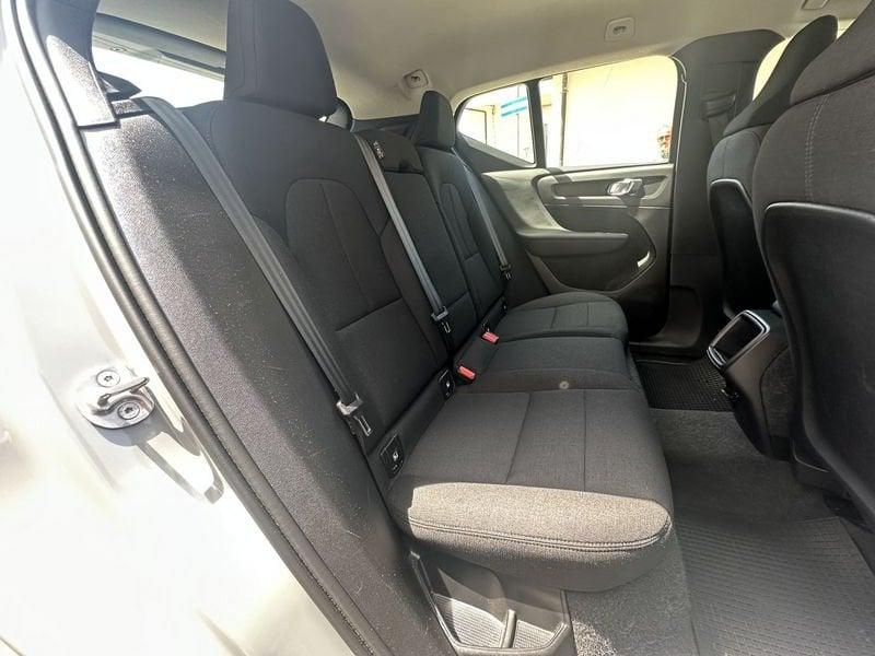 Volvo XC40 T2 automatico Essential