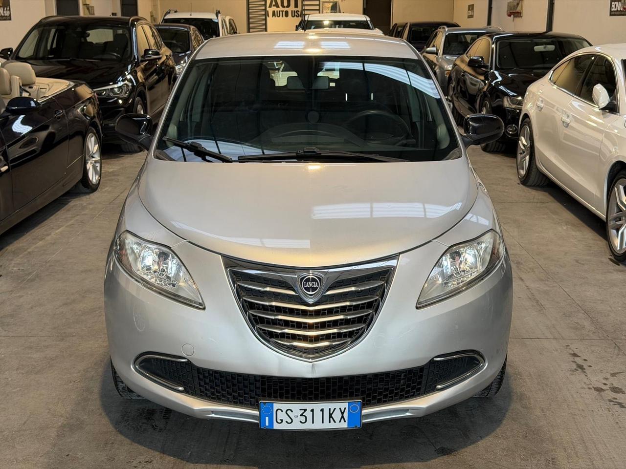Lancia Ypsilon 1.2 69 CV 5 porte S&S Platinum