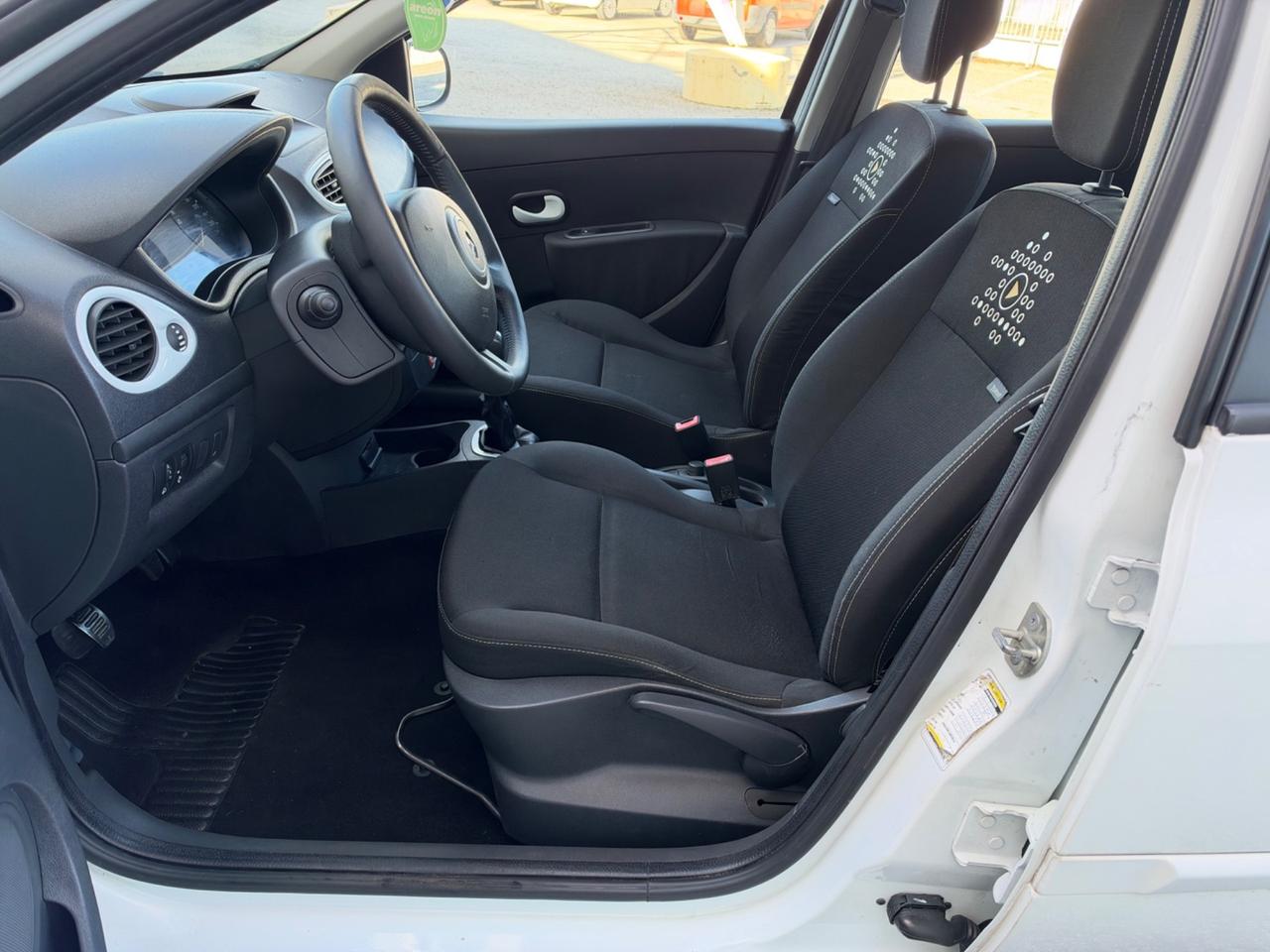 Renault Clio 1.2 16V 5 porte Yahoo! 2012