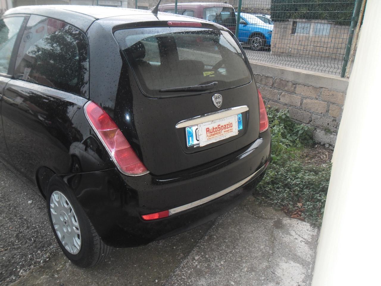 Lancia Ypsilon 1.3 Multijet 16V Argento