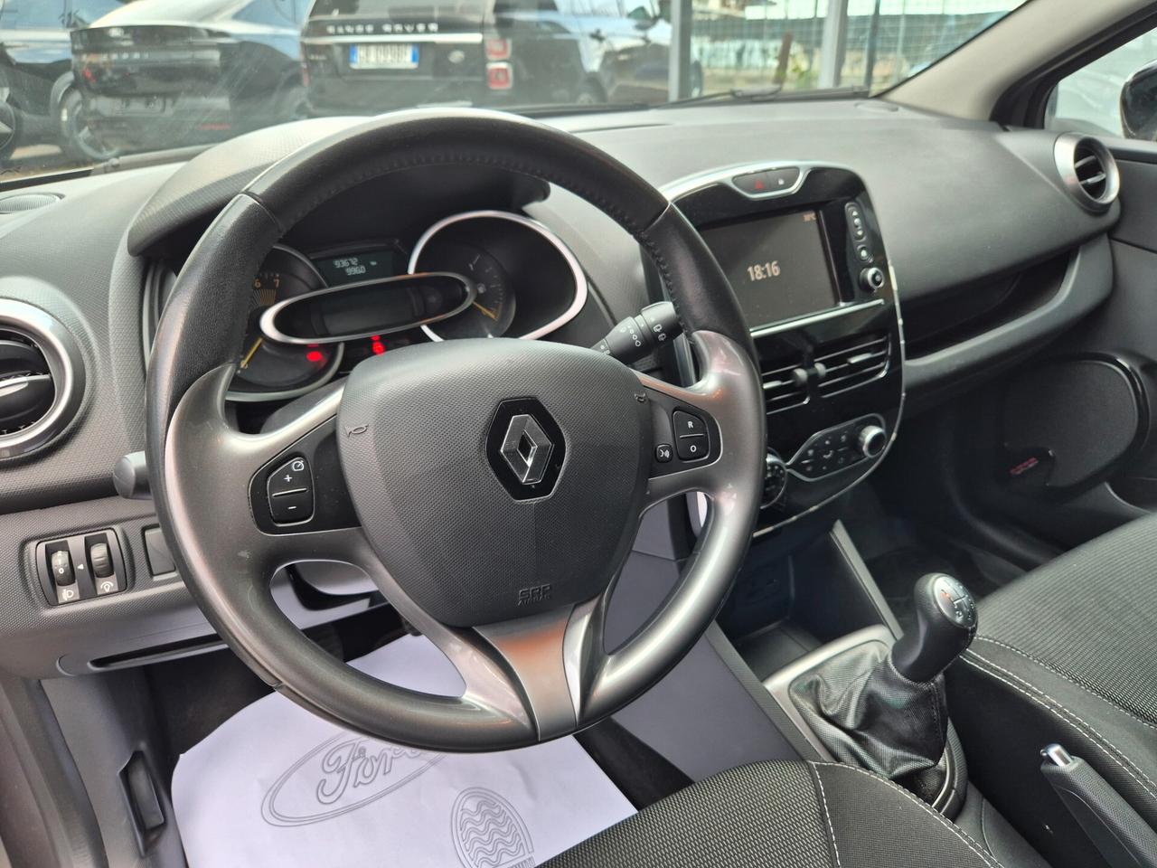 Renault Clio 1.2 75CV 5 porte COSTUMWENATIONAL