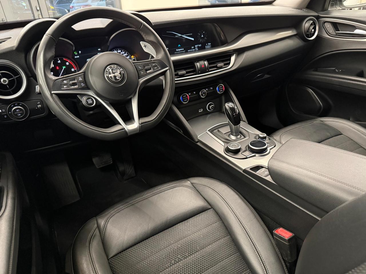 Alfa Romeo Stelvio 2.2 Turbodiesel 210 CV AT8 Q4 Super