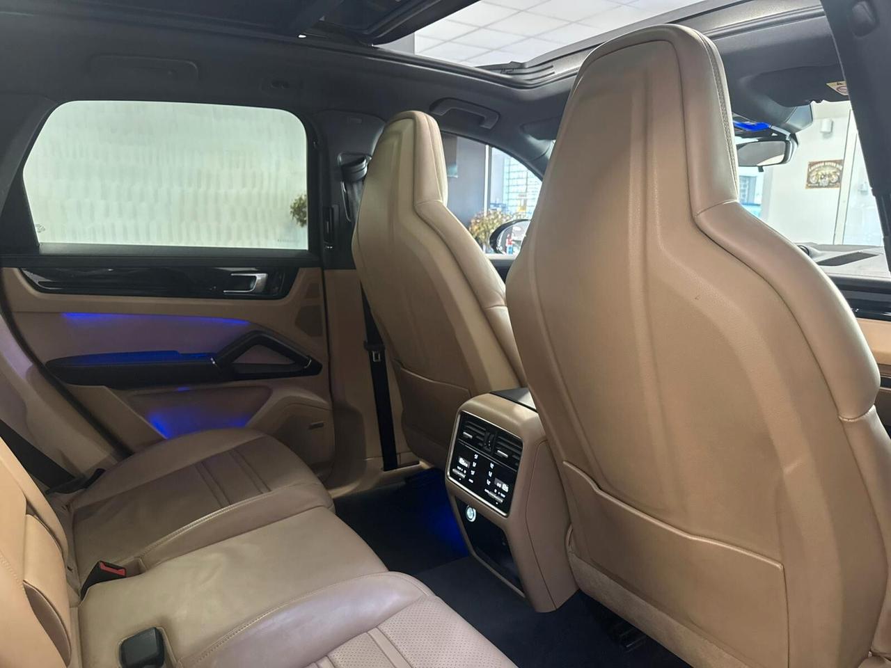 Porsche Cayenne 3.0 V6