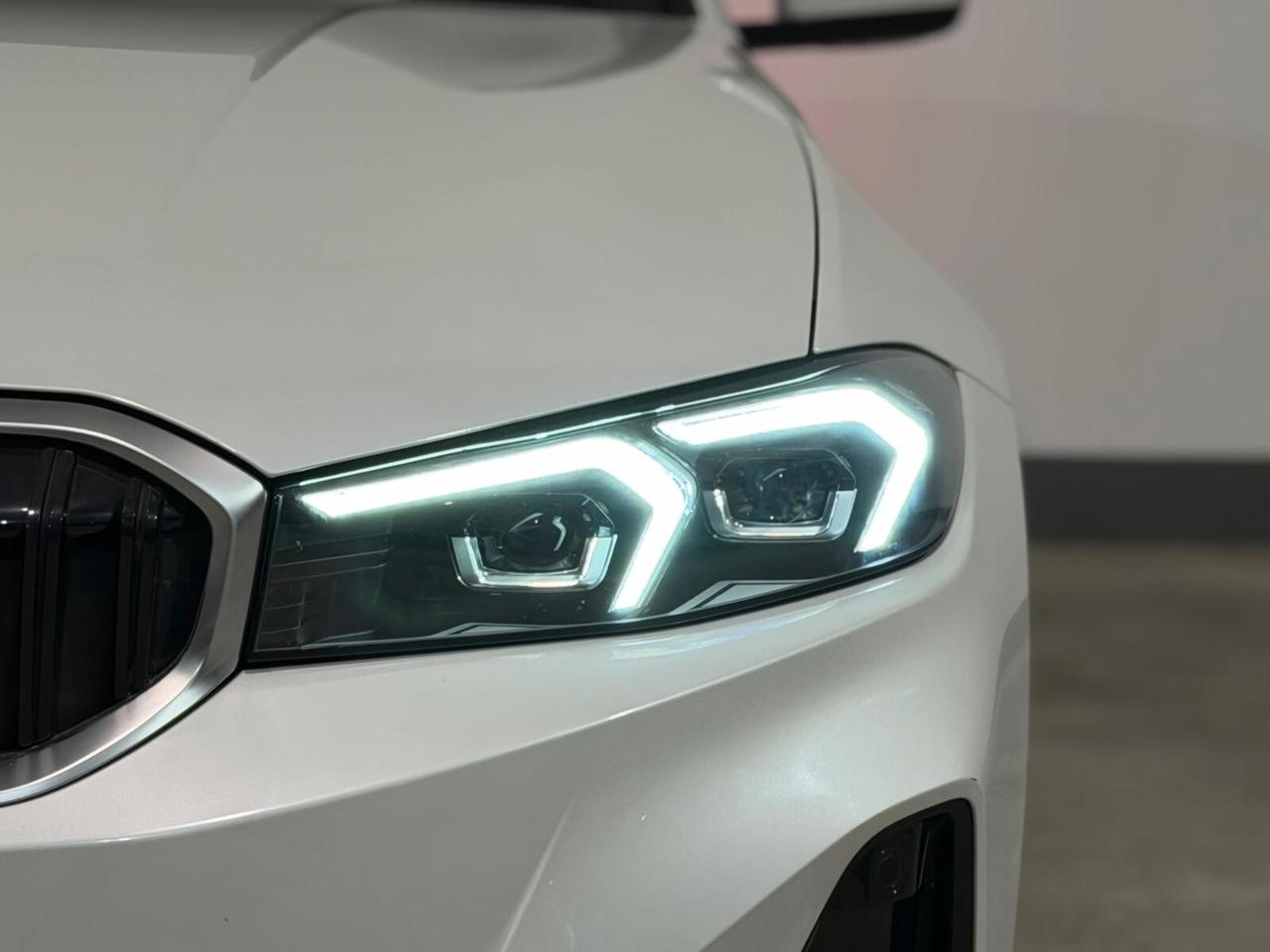 Bmw 318d 48V Touring NEW MODEL