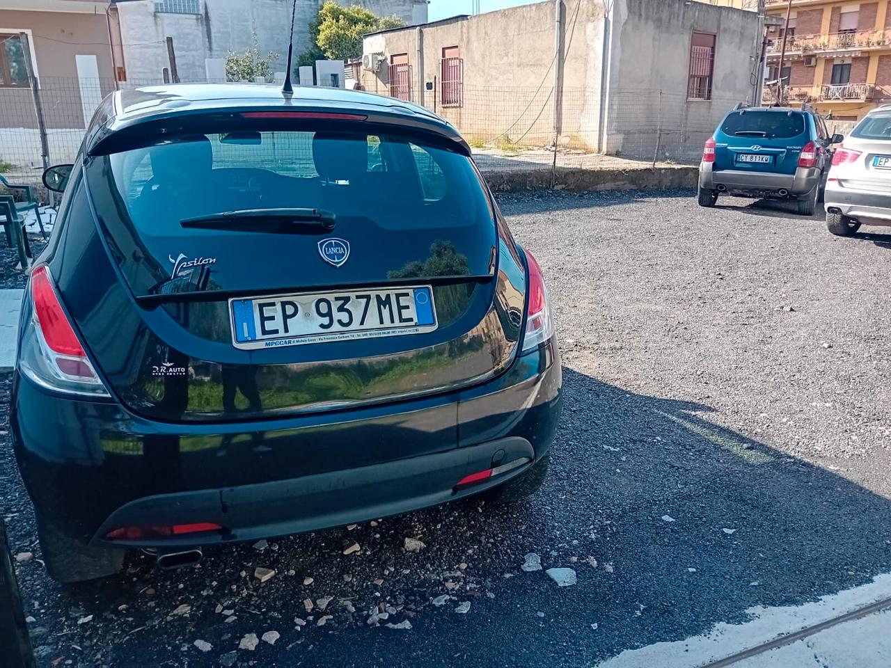 Lancia Ypsilon 1.3 MJT 16V 95 CV 5 porte S&S Silver
