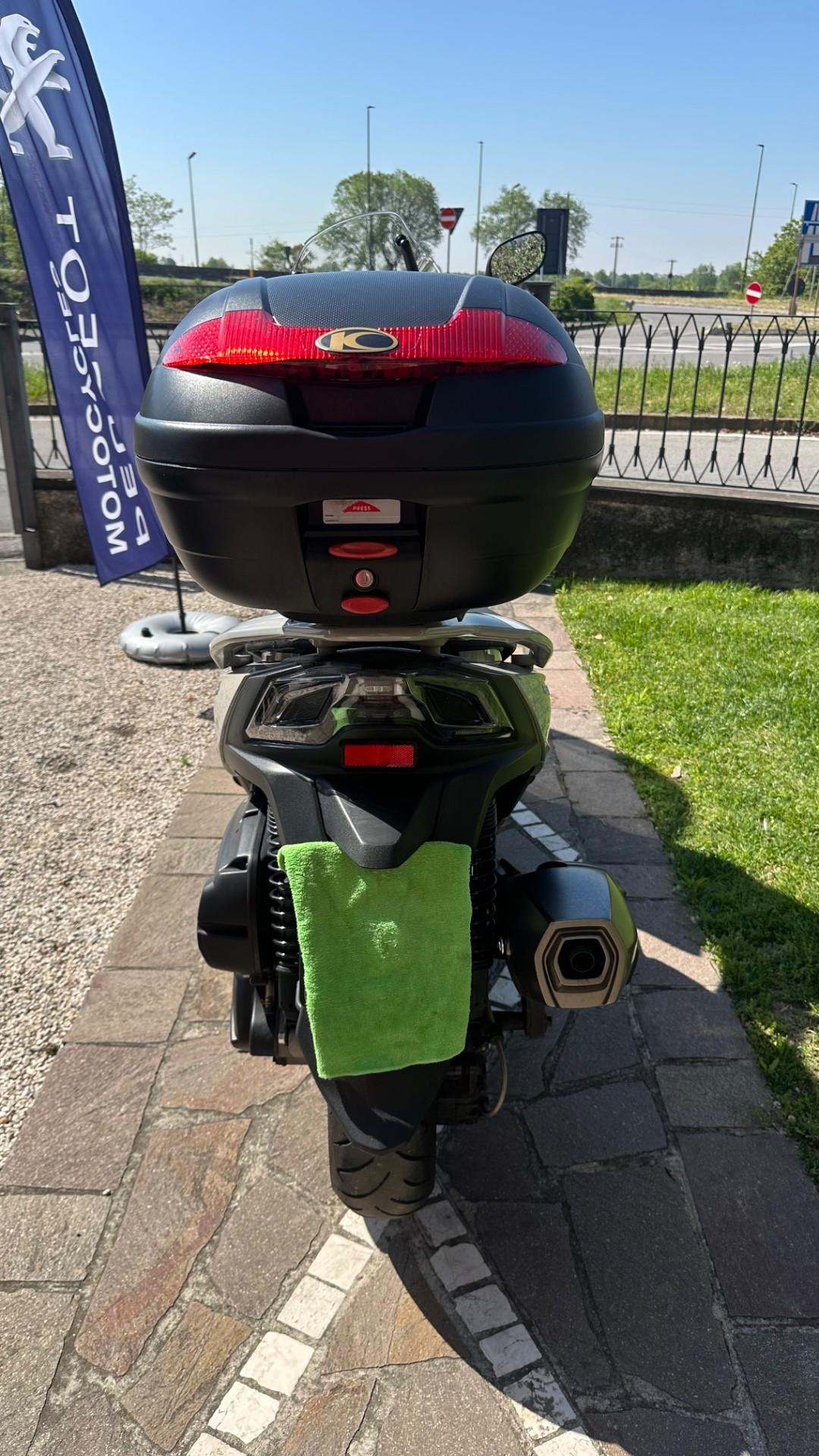 Kymco Agility 300i Con Bauletto