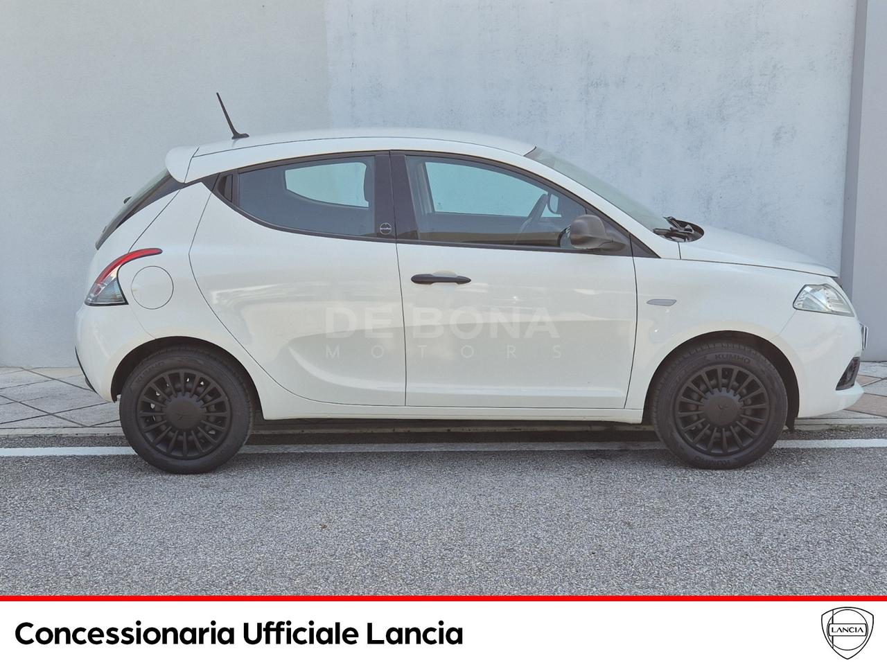 Lancia Ypsilon 1.0 firefly hybrid gold s&s 70cv