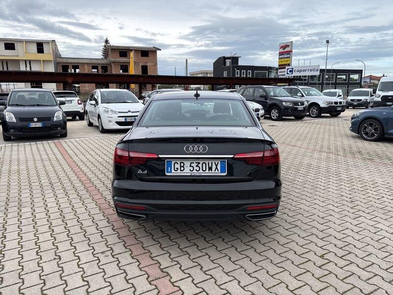 Audi A4 35 TDI Business S-Tronic Sedan