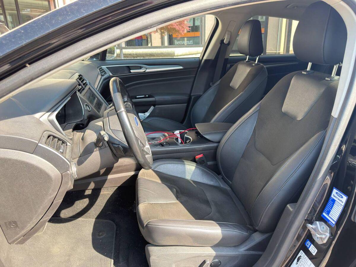 Ford Mondeo 2.0 tdci Titanium Business s&s 180cv powershift my17