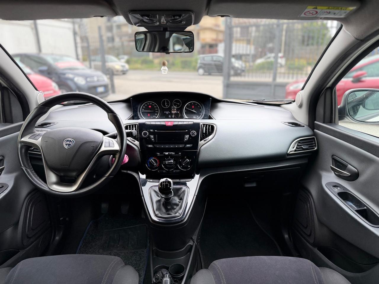 Lancia Ypsilon 1.2 69 CV 5 porte GPL Ecochic Gold