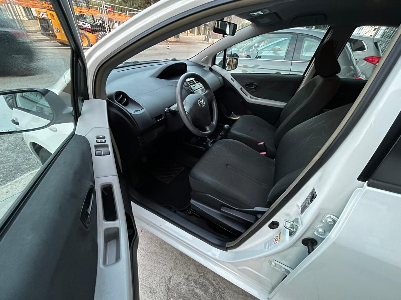 Toyota Yaris 1.0 Active 5p