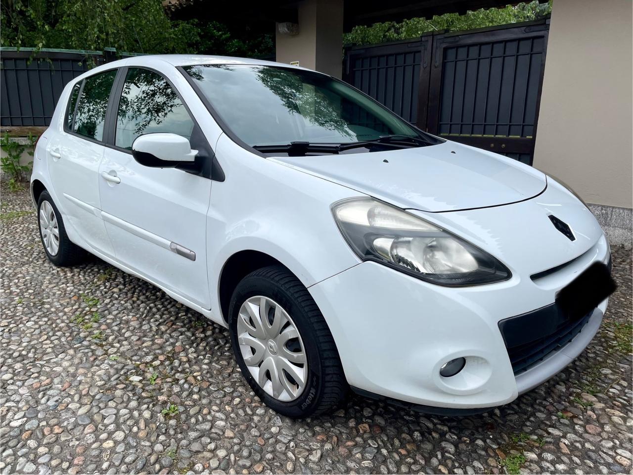 Renault Clio 1.2 16V 5 porte *NEOPATENTATI*