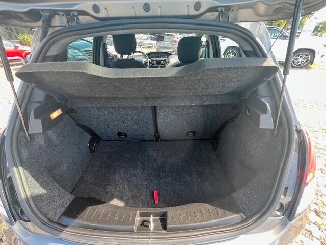 Lancia Ypsilon 1.0 FireFly 5 porte S&S Hybrid Ecochic Silver PREZZO PROMO