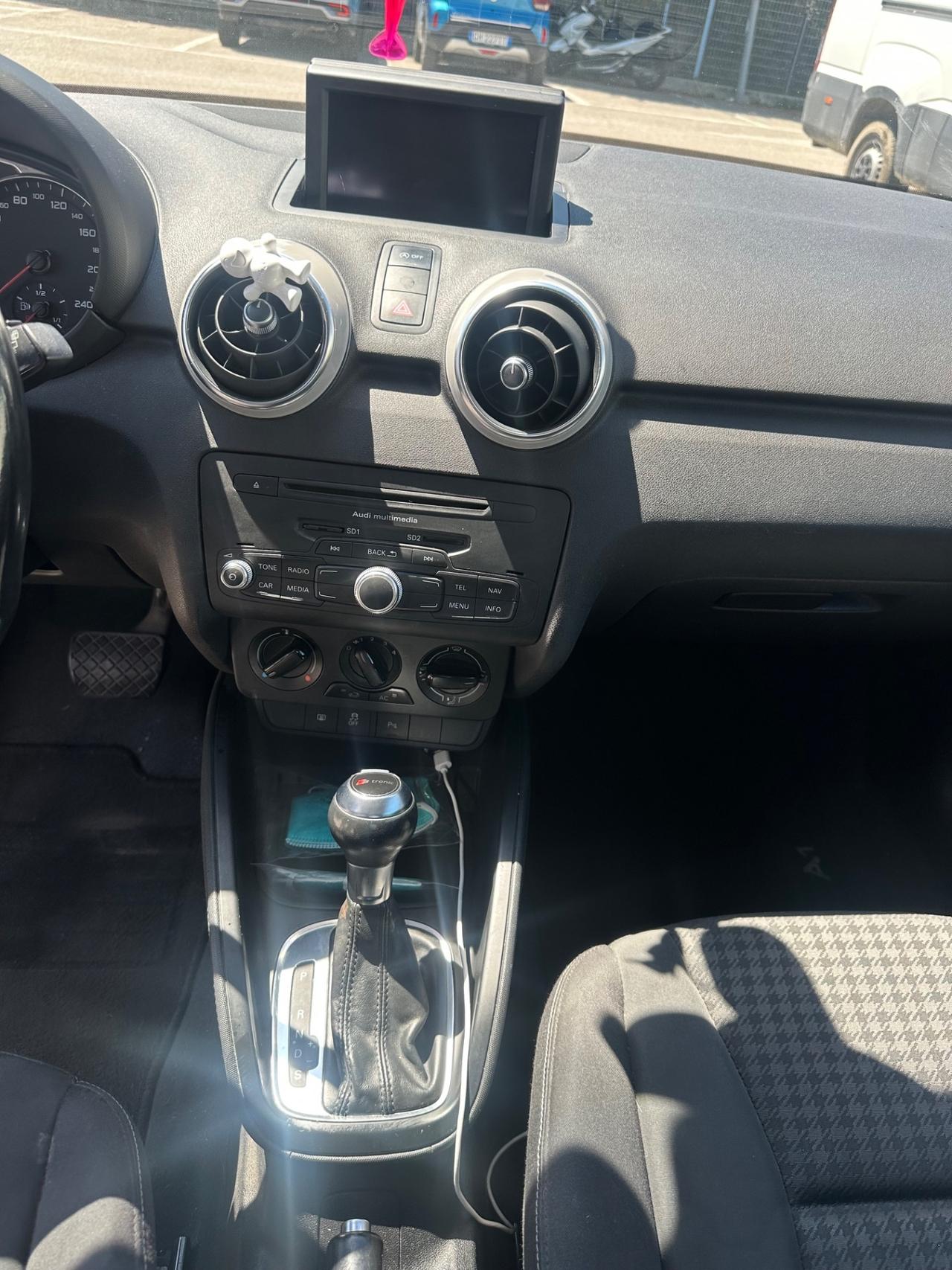 Audi A1 1.4 TFSI S tronic Ambition