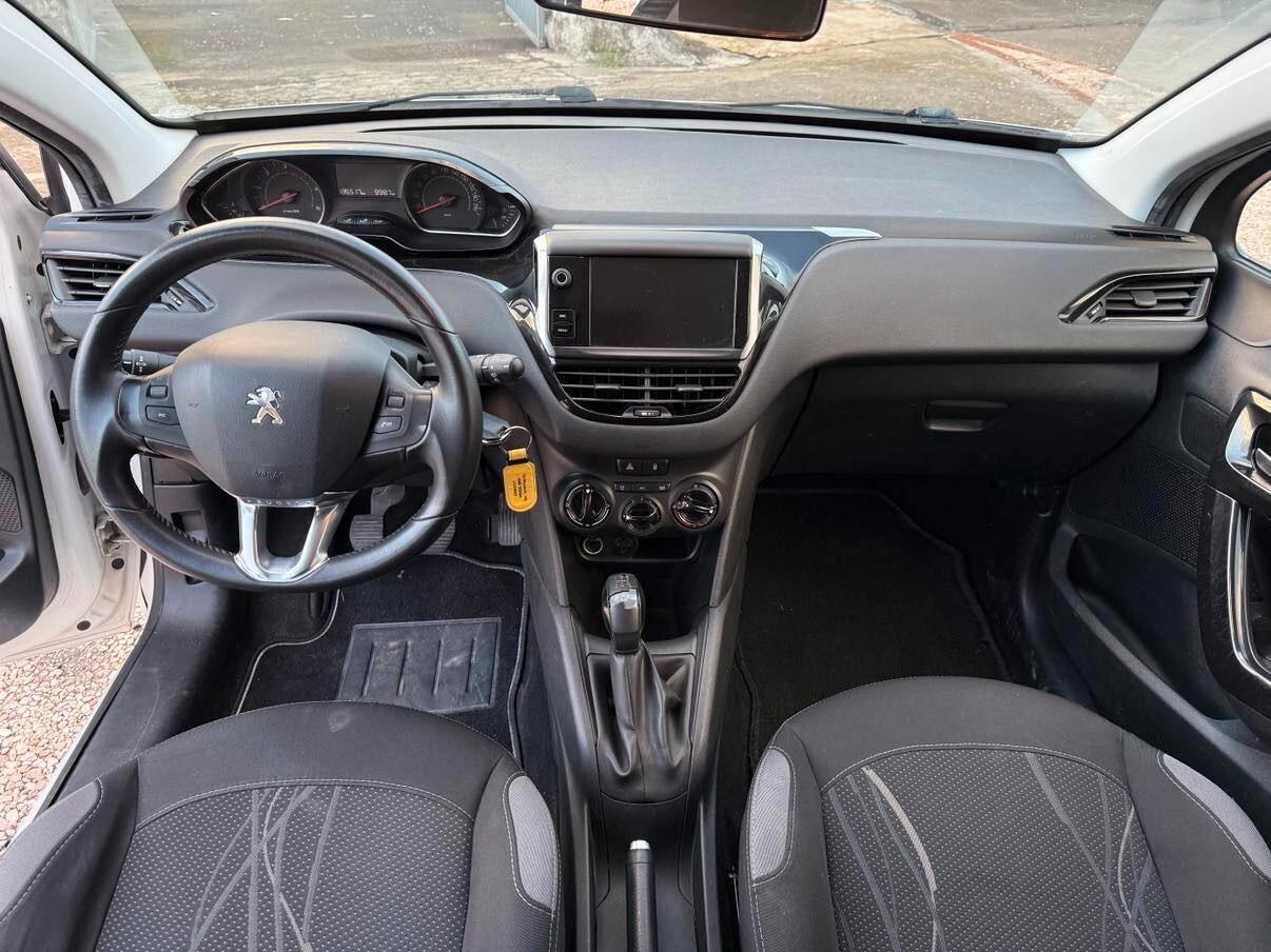 Peugeot 208 1.4 HDi 68 CV 5 porte Allure