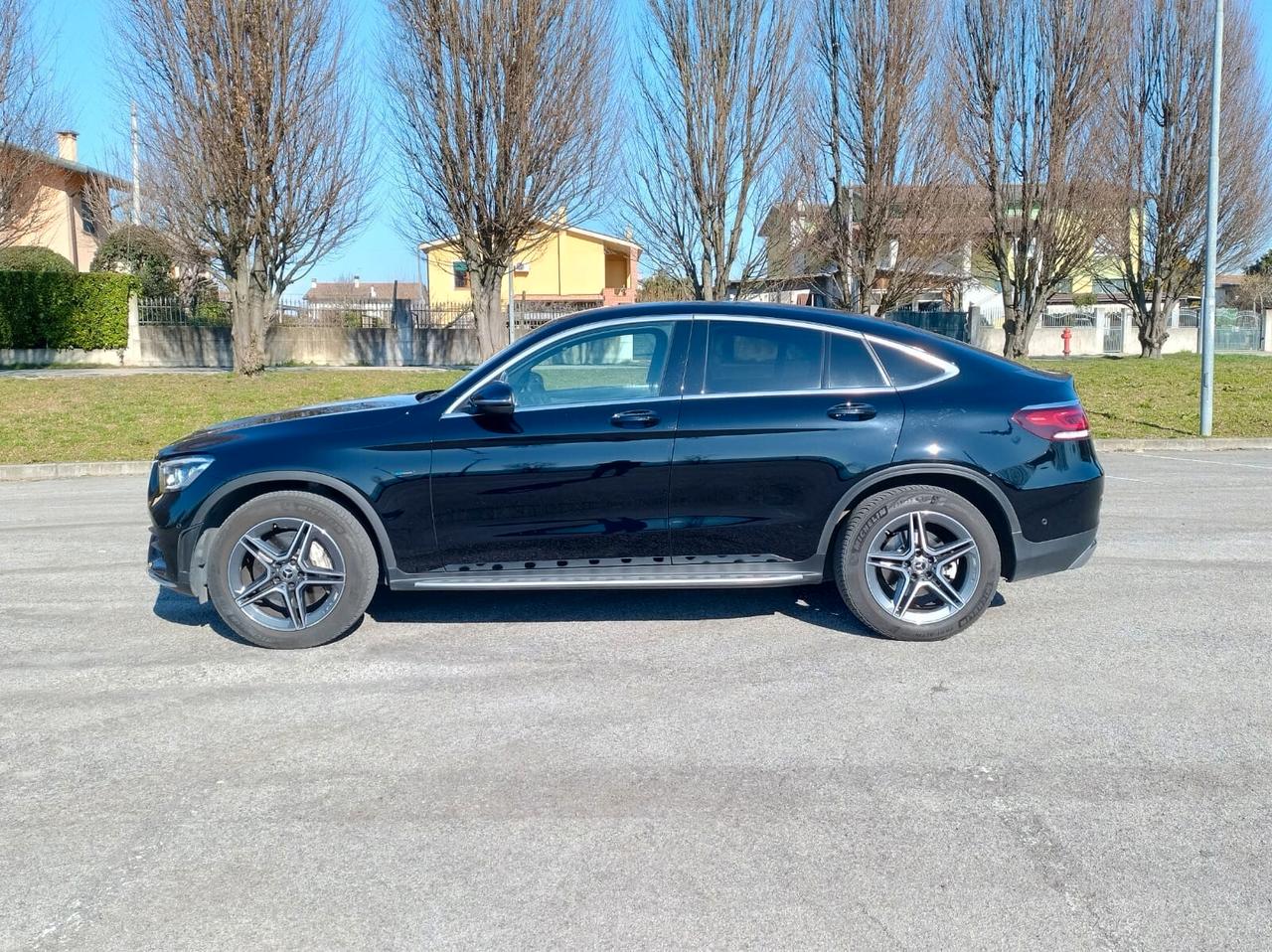 Mercedes-benz GLC 300de 4Matic EQ-Power Coupé AMG