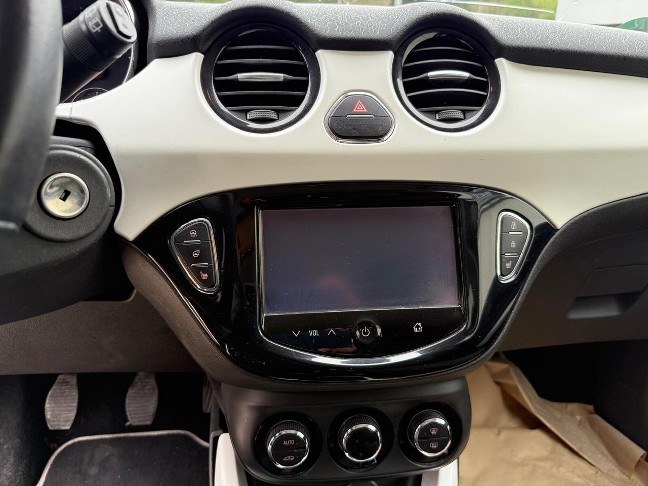 Opel Adam 1.4 100 CV Slam