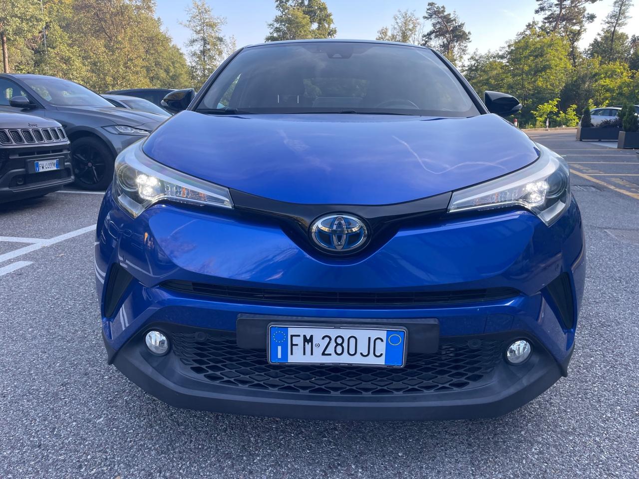 Toyota C-HR 1.8 Hybrid*Automatik*Naopatentati*Solo 50000km