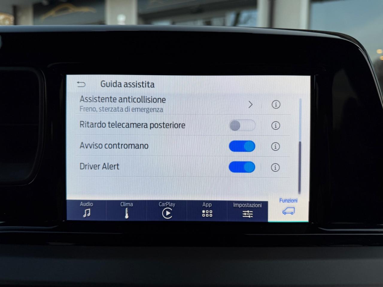 Ford Tourneo Courier 1.0 EcoBoost Powershift Active