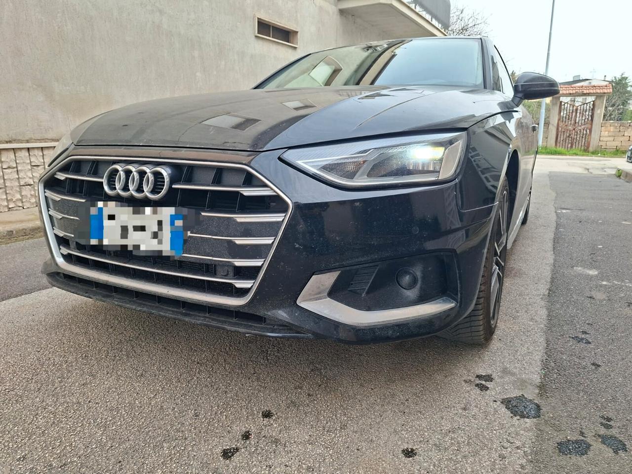 Audi A4 35 TDI/163 CV S tronic Business Advanced