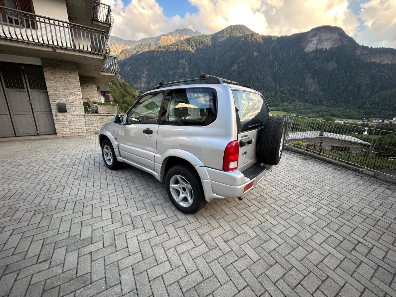 Suzuki Grand Vitara 1.6i 16V cat 3 porte