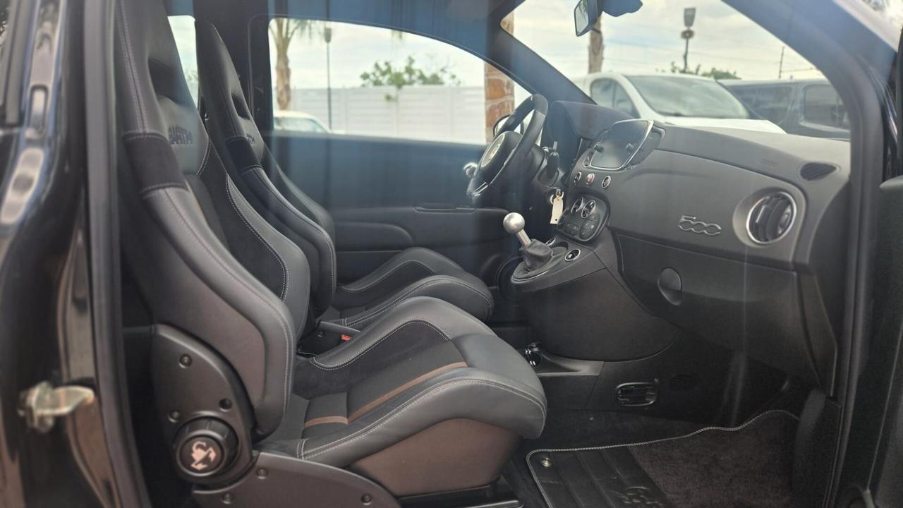 Abarth 695 1.4 t-jet 70th 180CV Anniversario Led Clima Pelle