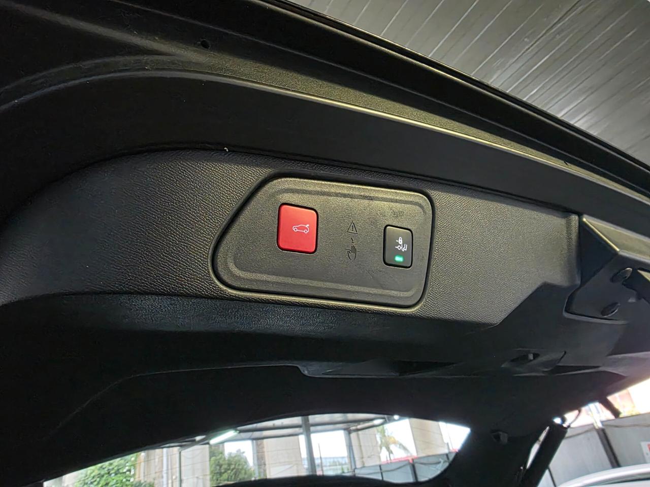 Peugeot 3008 BlueHDi 130 S&S EAT8 GT TETTO PANORAMICO