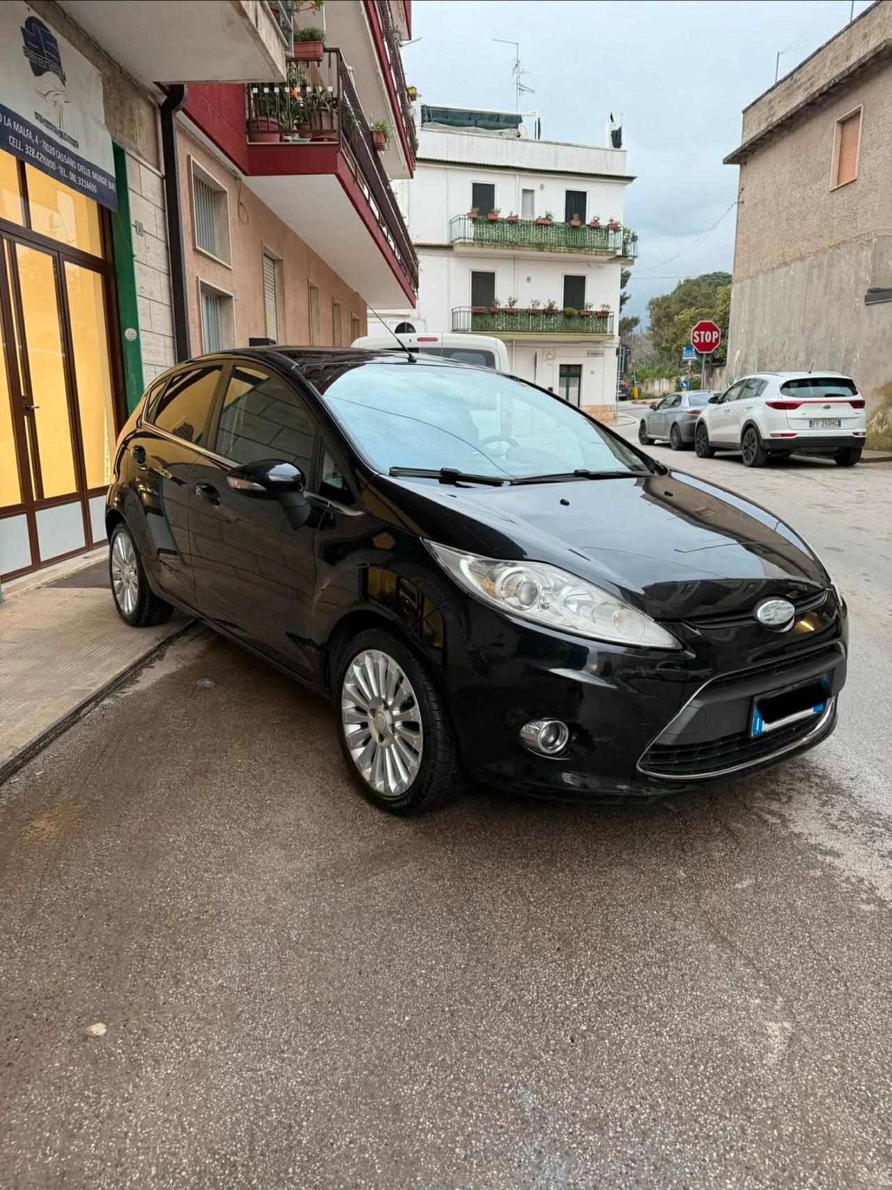 Ford Fiesta 1.4 TDCi 68CV 5 porte Titanium