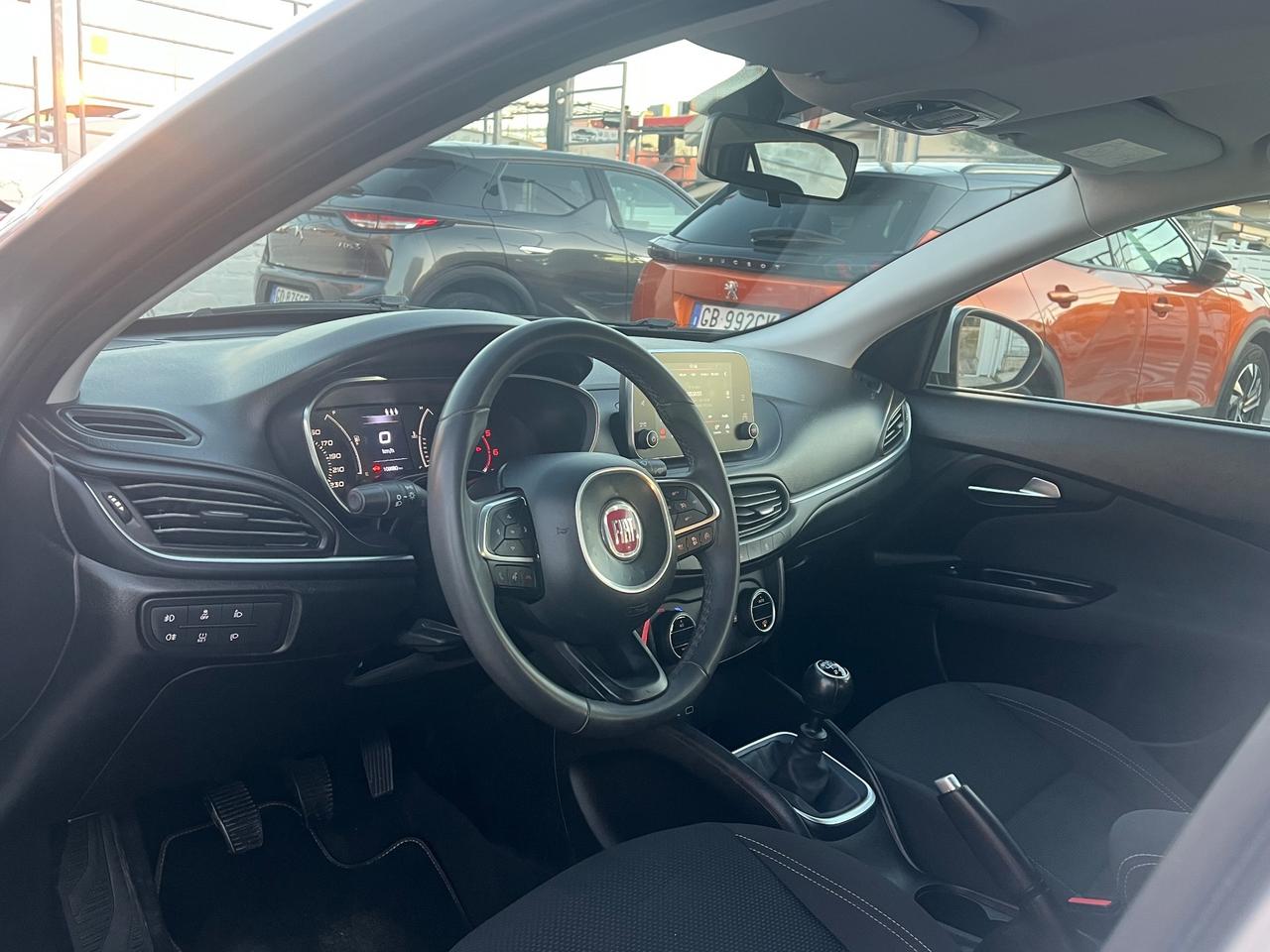 Fiat Tipo 1.6 Mjt S&S SW Lounge